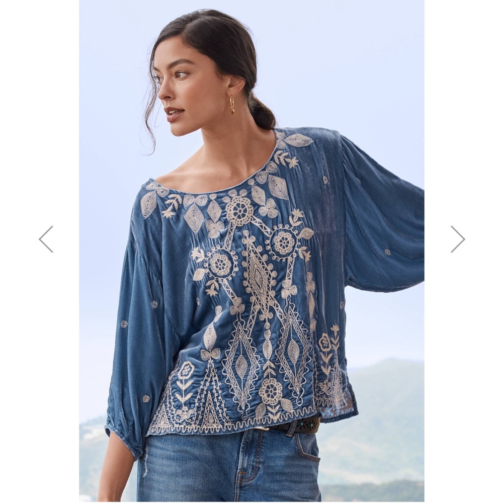Johnny Was NWT Liona Velvet Boatneck Blouse Size Med